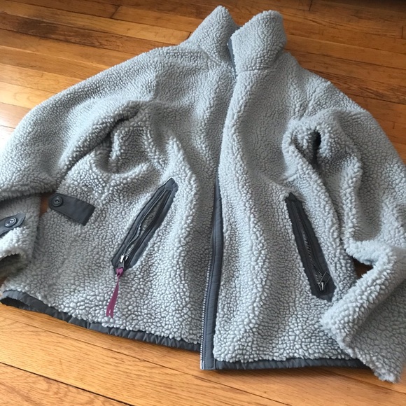 Patagonia Jackets & Blazers - Patagonia Divided Sky jacket (size L)